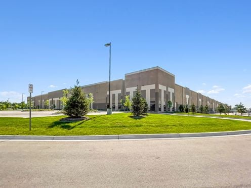 M3 Commerce Center Building 1