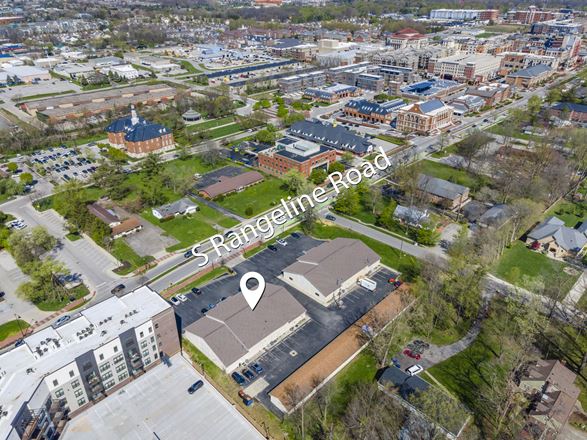 +/-2,000 SF Rangeline Road Retail Space