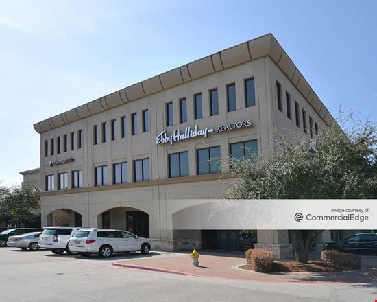 Stonebriar Commons on Legacy Buildings 1 & 8