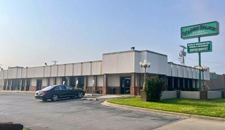 Photo of commercial space at 1224 S Air Depot Blvd in Oklahoma City