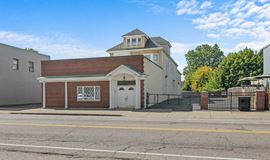 1975 Seneca Street