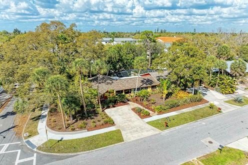 941 Virginia Dr