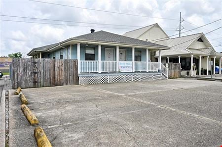 Photo of commercial space at 1629 Hickory Ave in Harahan