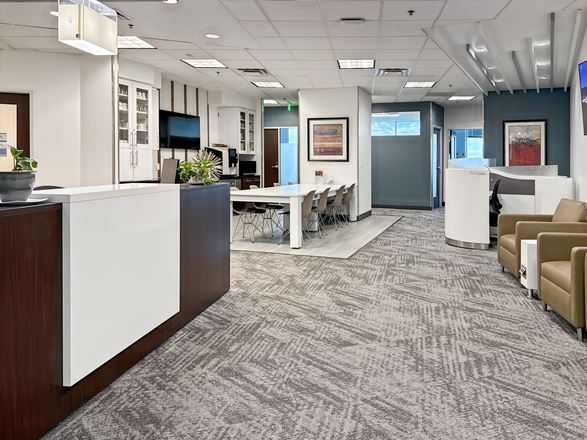 Union Hills Office Plaza