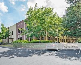 Oaks at Centre Pointe
