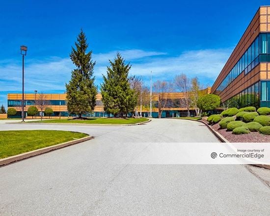 Southpointe Business Park - 275 Technology Drive