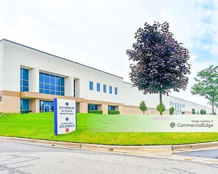 Photo of commercial space at 315 West Silverbell Road in Lake Orion
