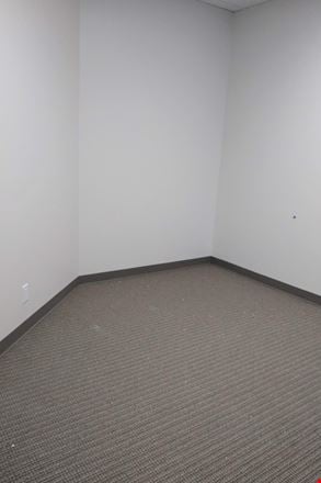 Workstyle Flexible Spaces - 7676 Hillmont