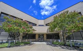 8615 Freeport Parkway