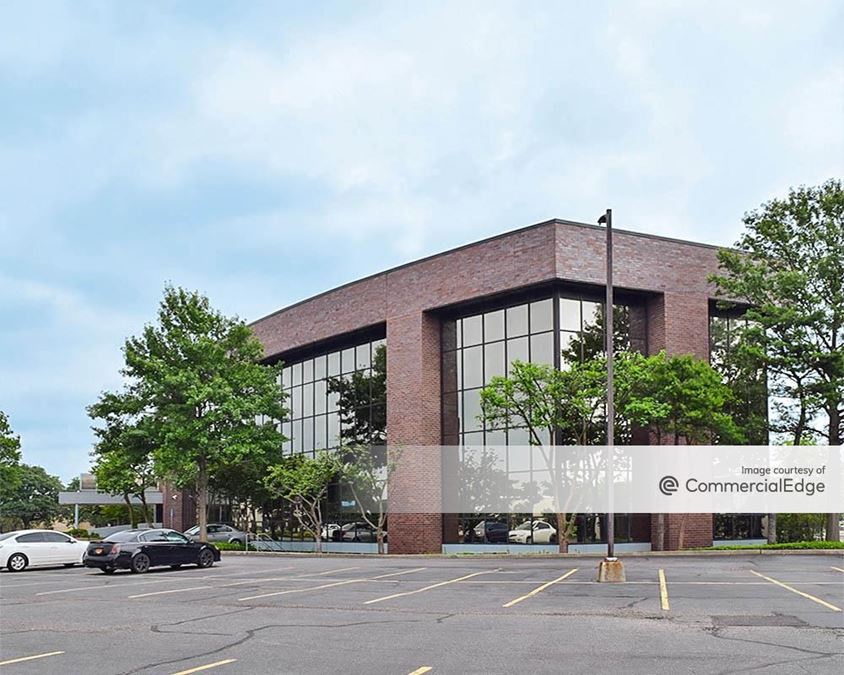 825 East Gate Blvd, Garden City, NY Office Space