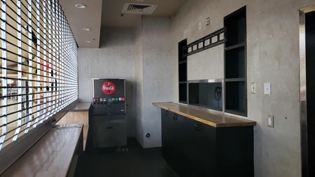 105      Space Photo Gallery 3