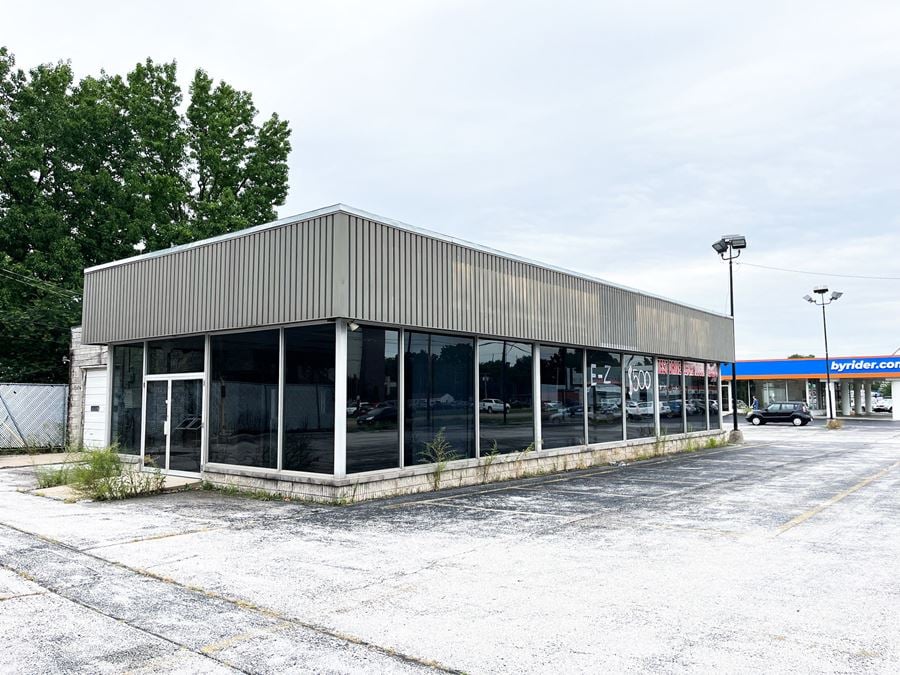 3,300 SF Retail Building for Sale or Lease