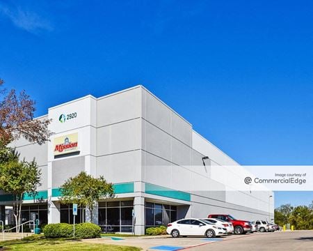 Industrial space for Rent at 2890 114th street Suite 200 Grand Prairie TX 75050 in Grand Prairie
