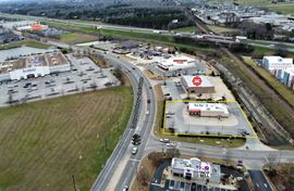 Former Milo's Available for Lease