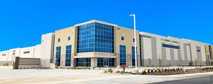 656,696 SF CLASS-A INDUSTRIAL WAREHOUSE - FOR LEASE