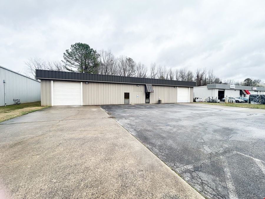 1795 Sportsman Ln NW