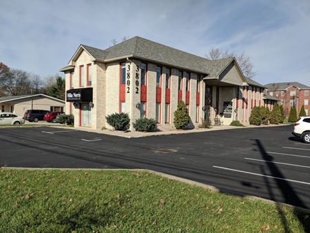 Commercial space for Rent at 3802 W 96th St in Indianapolis