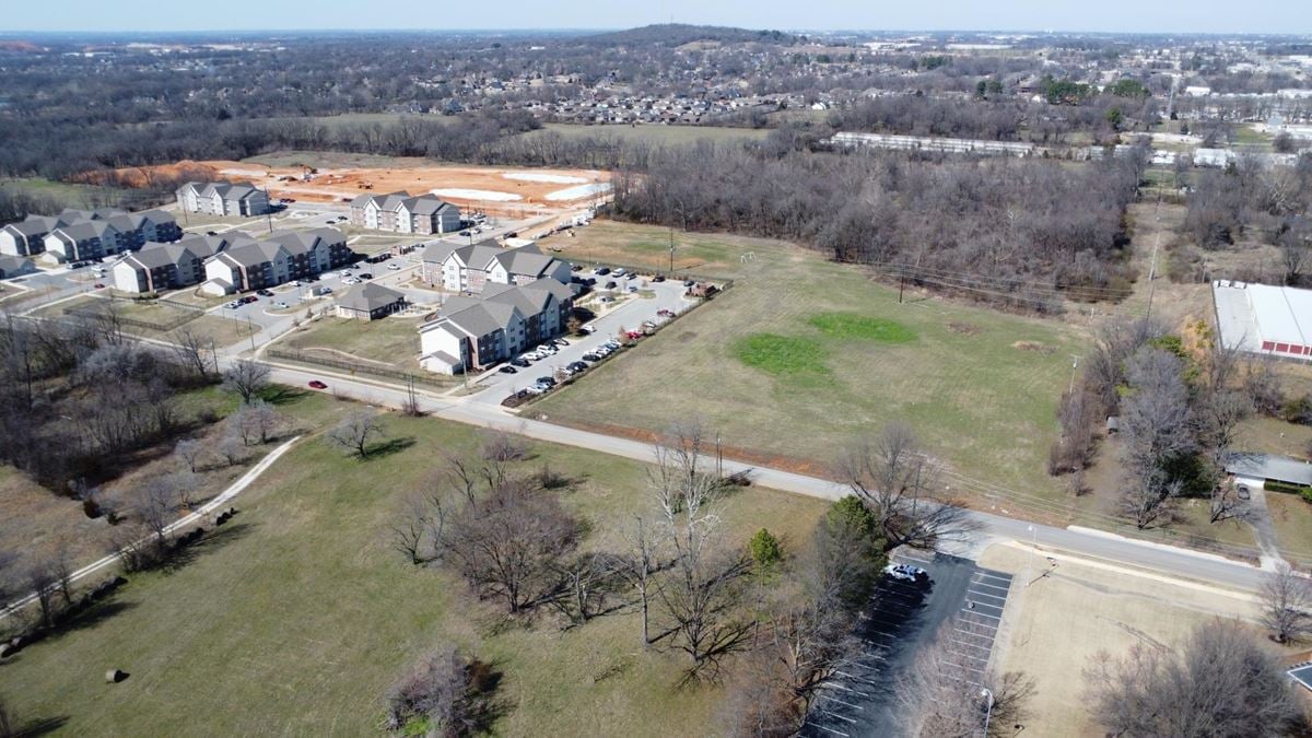Cooper Land