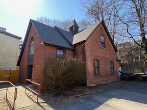 Grand/First Street Carriage House