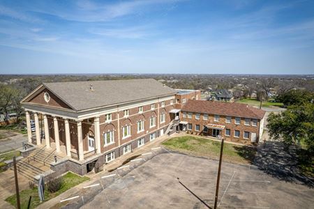 Commercial space for Sale at 925 North 18th Street in Waco