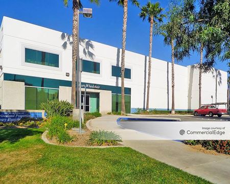 Industrial space for Rent at 820 East Parkridge Avenue in Corona