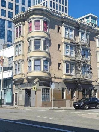 135 8th Street
