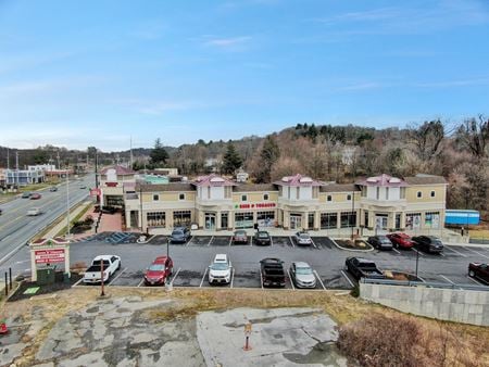 Retail space for Rent at 3565 US Highway 9W in Highland
