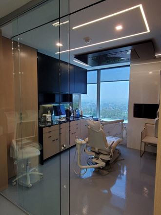 Sunset Medical Tower