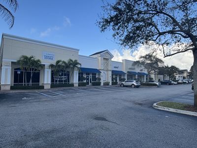 Promenade Shoppes at Pine Gardens