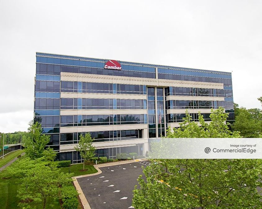 Fair Lakes 7 12730 Fair Lakes Circle, Fairfax, VA Office Building