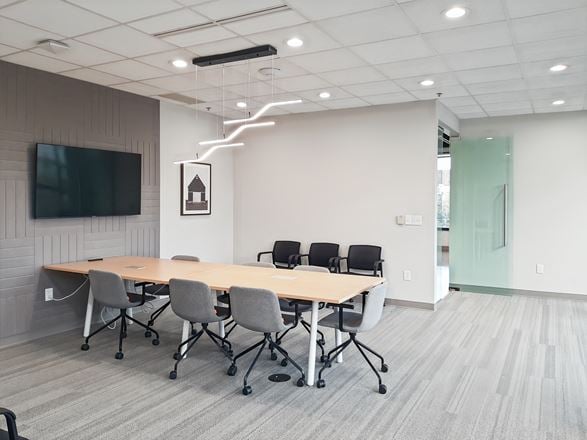 Regus - Milwaukee - S 1st Street