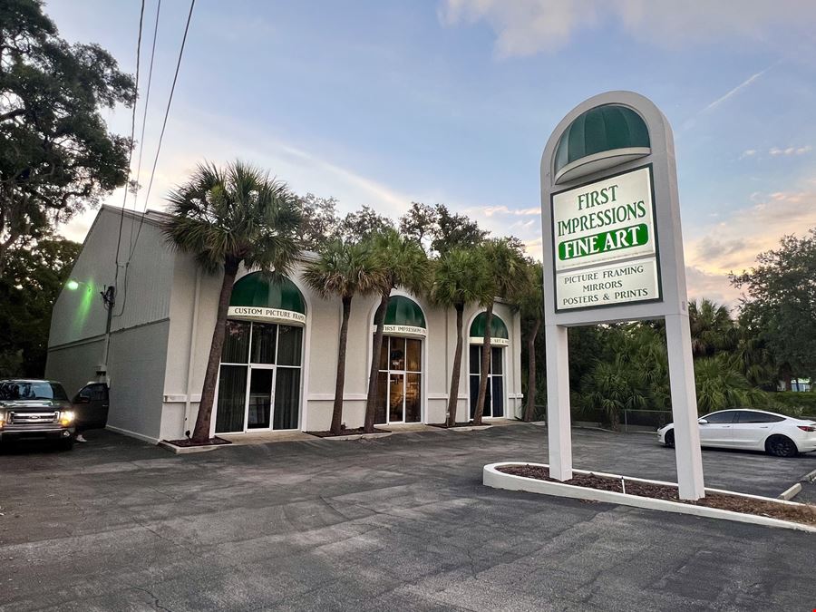 6,300SF Retail/Office/Indust./Showrm on 2 Lots - Biz Also Avail (50% Ann. Return!)