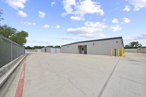 LONE STAR  STORAGE CENTER - NEW BRAUNFELS