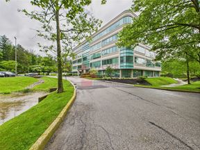 102 Pickering Way