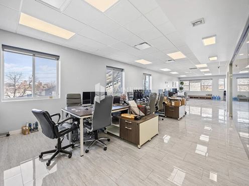 2614 W 13th St - FOR LEASE