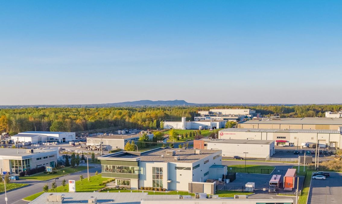 8701 Samuel-Hatt St. 8701 Samuel-Hatt St.