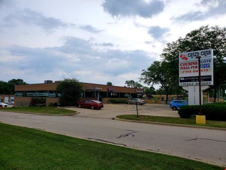 Photo of commercial space at 910 W Lake St in Roselle