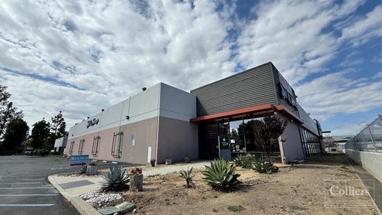 Showroom / Retail Space with Premier Freeway Frontage