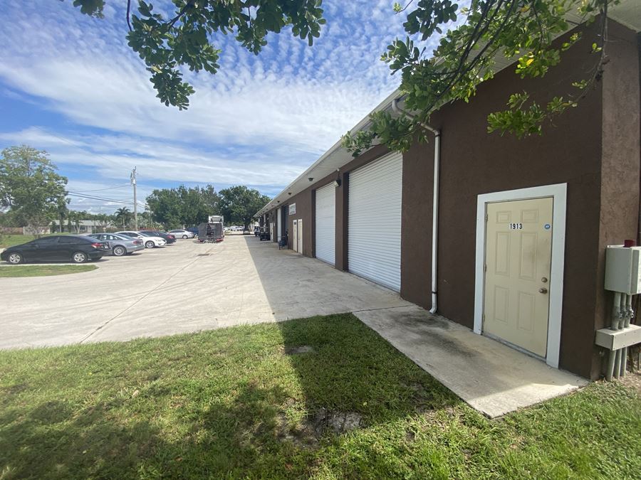7,000 SF Small Bay Industrial Warehouse