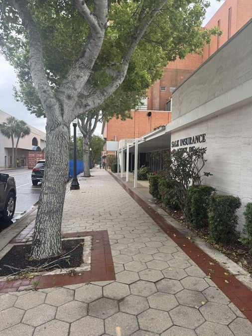 Downtown Lakeland Modern Office Space