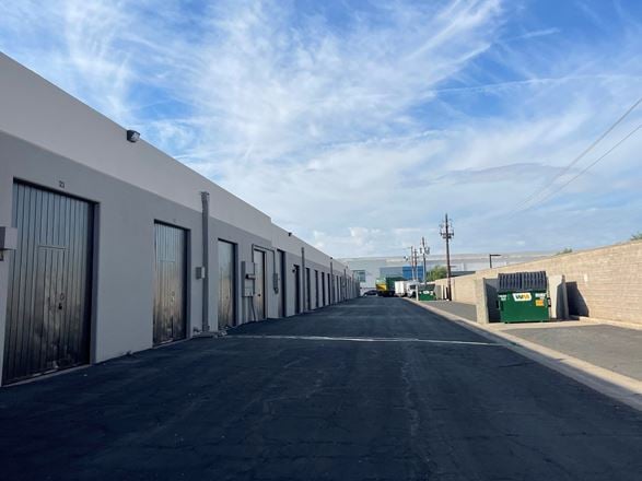 1210 W Alameda Dr