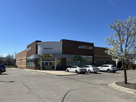 Photo of commercial space at 42481 W 13 Mile Road in Novi