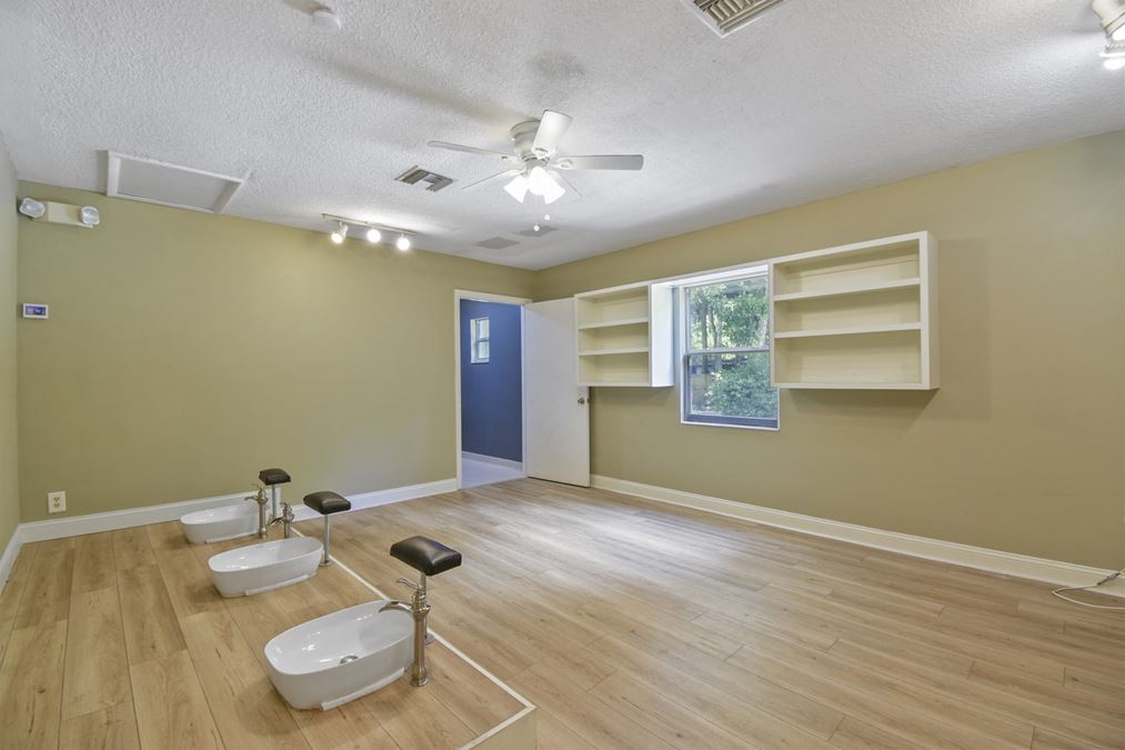 2706 Old Moultrie Road