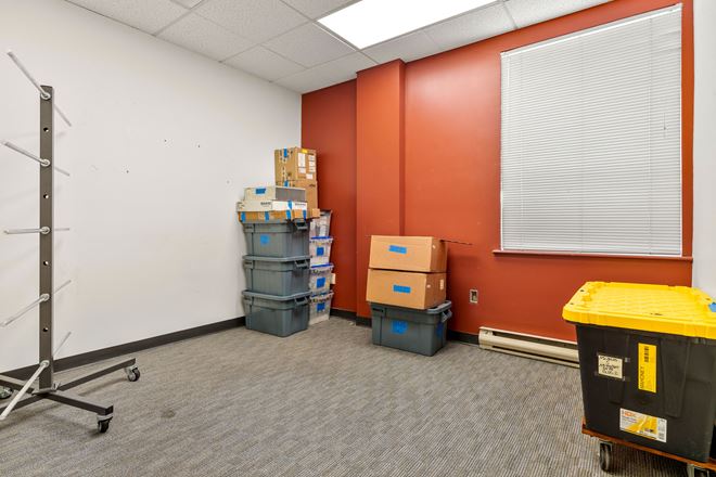 24,751 +/- SF R&D Investment Opportunity | Route 128