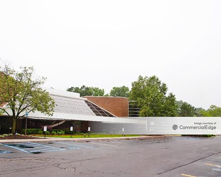 Office space for Rent at 2600 South Telegraph Road in Bloomfield Hills