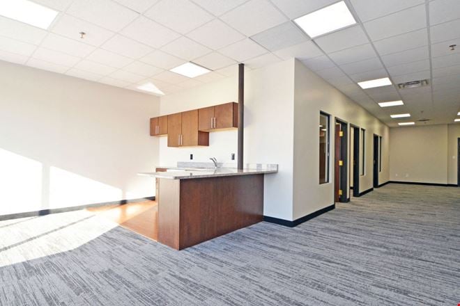 MidAmerica Financial Plaza