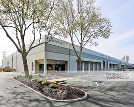 Prologis San Leandro 10 - 1955-1977 Davis Street & 1979-1999 Davis Street
