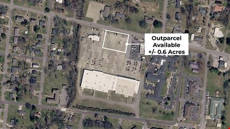 VacantLand space for Rent at 923-951 East College Street in Pulaski