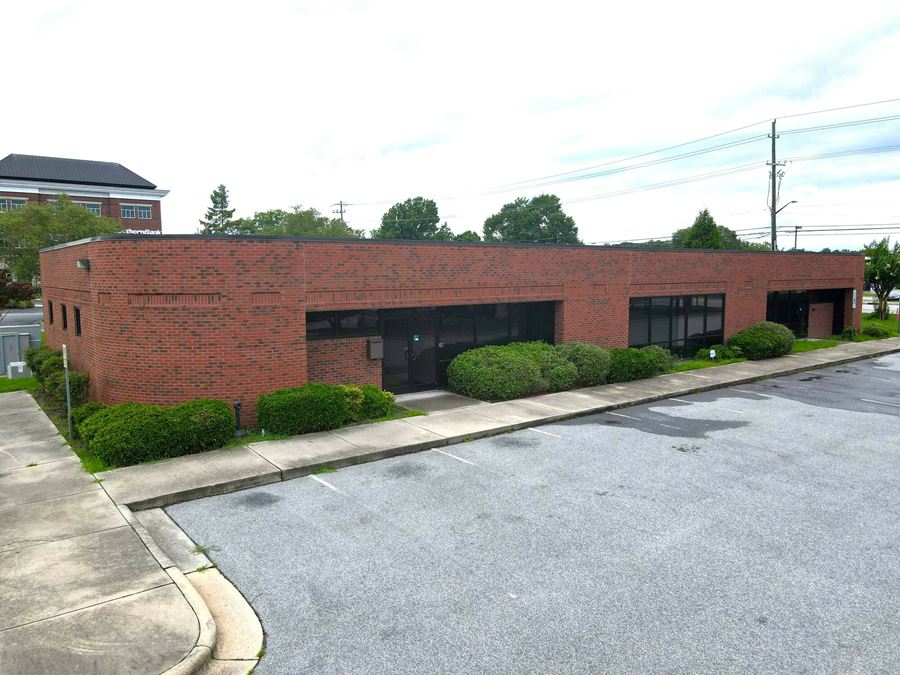 Medical Office Adjacent to Major Hospital Campus