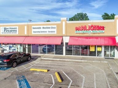 Village Oaks Shopping Center